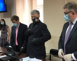 Суд перенес избрание меры пресечения Порошенко на 1 июля