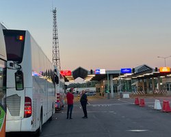 Фермеры и полиция могли останавливать автобусы с украинцами на границе: реакция поляков