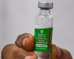 Поставки Covishield под угрозой: Индия не выдала разрешения на экспорт (видео)