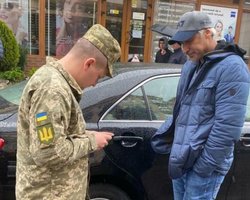 Мобилизация виновата? Эксперты объяснили, почему в январе население массово снимало деньги со счетов