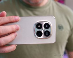 Недорогие смартфоны с лучшими камерами: топ-3 модели по результатам тестирования (фото)