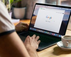 Нічого про війну: як змінився топ запитів українців в Google з 2011-го по 2025 рік