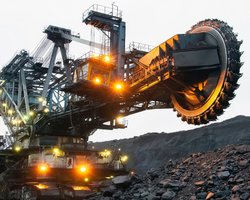 Не раніше 2040 року: коли в Україні почнуть видобувати копалини в рамках угоди щодо надр зі США