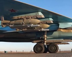 Удар по Су-34 на аеродромі "Маринівка": з'явилися супутникові знімки наслідків