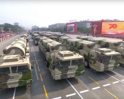 Китай разместил 100 межконтинентальных баллистических ракет на границе с Монголией: что известно