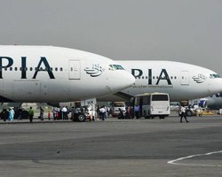 Аэропорт в Кабуле возобновил коммерческие международные рейсы