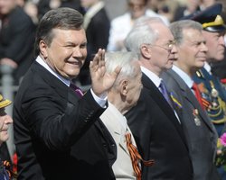 Янукович встретился с ветеранами Второй мировой