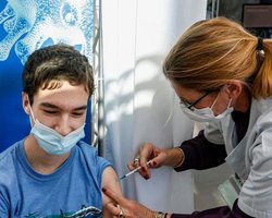 Минздрав обнародовал полный состав вакцины Pfizer-BioNTech