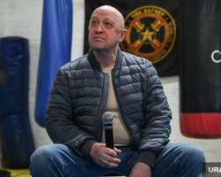 Стал опасным, когда начал требовать оружие: в WSJ узнали, кто убил Пригожина