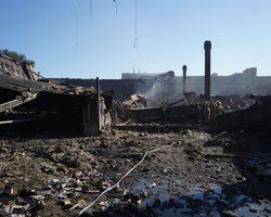 39 пропавших, 18 погибших: глава ОВА рассказал о последствиях удара по ТЦ в Кременчуге (фото)