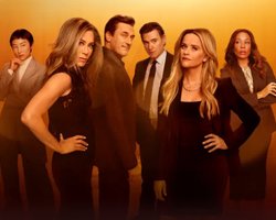 РФ в пиратском переводе "Утреннего шоу" обвиняет Украину в обстрелах Мариуполя (видео)