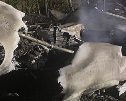 Из-под обломков самолета Ан-26 достали бортовые самописцы, – глава области