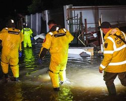 Накрыло волной на цокольном этаже: непогода в Одессе унесла жизни целой семьи (видео)