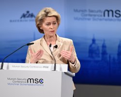 Минобороны Германии требует деэскалации конфликта на Азовском море