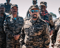 Тысячи пошли в военкоматы. Как премьеру Эфиопии удалось переломить ход гражданской войны (фото)