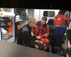 Под Радой полицейский получил черепно-мозговую травму