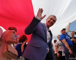 Руководителя ведущего белорусского театра уволили за гражданскую позицию