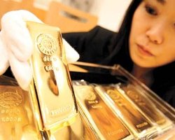 Из-за Китая в мире дорожает золото