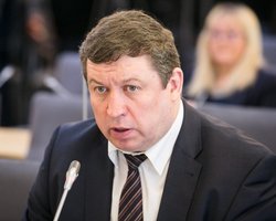 Министр обороны Литвы рассказал о поставках летального оружия в Украину