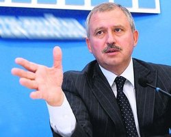 Депутат от БЮТ считает свой лимит на перелеты несправедливым