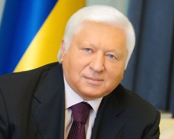 Рыбак отказался ставить вопрос отставки Пшонки на голосование