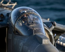 Истребитель AV-8B Harrier: пленных не брать