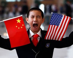 Пекин призвал Вашингтон не плыть против течения