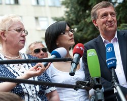 К Тимошенко прибыли немецкие врачи