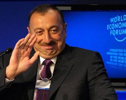 Ильхам Алиев потребовал от Армении компенсации за моральный и материальный ущерб в НКР