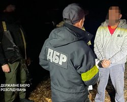 Отпустил всех заключенных: в Херсоне задержали начальника СИЗО, сотрудничавшего с ВС РФ (фото)