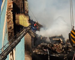 В Тернополе из-под завалов живым достали юношу: он пробыл под руинами более 8 часов