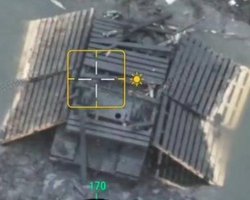 Российские войска в Курской области утопили собственные БТР-Д на переправе: подробности