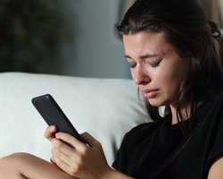 "єПідтримка" отменяется: кто из украинцев вынужден вернуть государству 6500 гривен