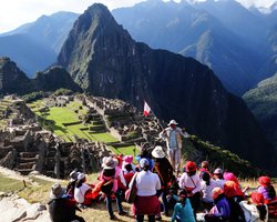 Альпи, Гімалаї та Патагонія: експерти назвали 10 найкращих у світі маршрутів для походів (фото)