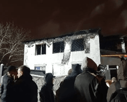 Адвокат: "Полиция знала о сгоревшем в Харькове пансионате. За год там умерло 50 человек"