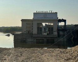 "Установили туалеты": оккупанты оборудуют укрепления в районе Новой Каховки (видео)