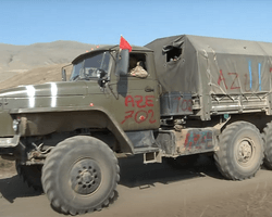 Азербайджан сообщает о взятии новых сел и принимает в Баку делегацию из Турции