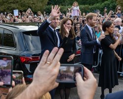 Принцу Гарри указали на его место в королевской семье