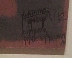 Вандала, повредившего картину Ротко, приговорили к двум годам тюрьмы