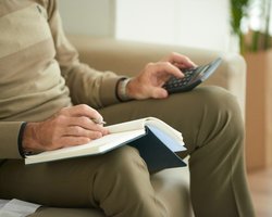 Индексация пенсий в 2026 году: как вырастут выплаты украинцев