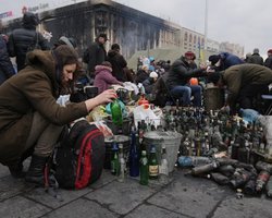 На хоккейном матче ЦСКА-Спартак фанаты скандировали "Слава Украине!" (видео)