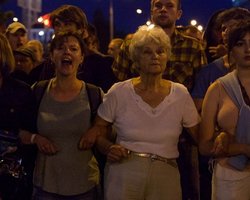 В Беларуси могут ввести режим ЧП, силовики переходят на сторону демонстрантов, – СМИ