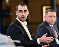 ДТП с нардепом Трухиным: журналисты "УП" передали видео с места аварии в НАБУ