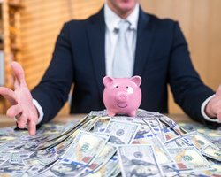 Год низких ставок: будут ли выгодными условия депозитов в 2025 году и стоит ли брать кредит