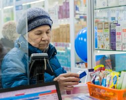 "Ковидная тысяча" на лекарства: в Кабмине анонсировали дату расширения "єПідтримки"