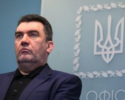 "Буде щось запропоновано": в ОП розповіли, чому Зеленський звільнив Данілова з РНБО