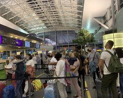 Вакцинированные CoronaVac украинцы могут посетить уже 10 стран: точный список