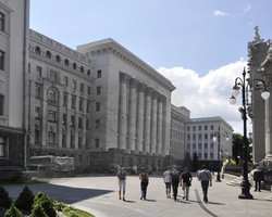 В АП подготовили законопроекты об отзыве нардепов и мэров