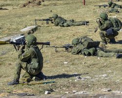 Новые силы из-под Торецка: ВС РФ зашли в семь сел и рвутся в Константиновку, — боец (карты)