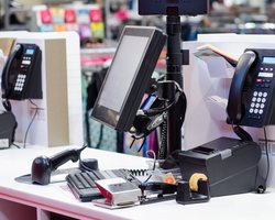 Кассовые аппараты для "ФОПов": Налоговики разъяснили, кто должен обязательно ставить РРО